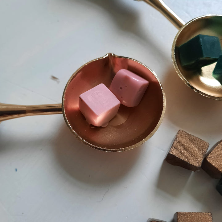 Wax Melting spoon with black handle - THE LITTLE BLUE BRUSH