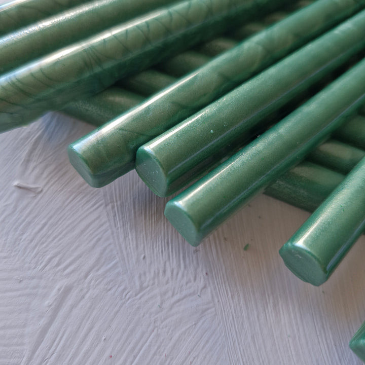 Lyndhurst & Windsor Traditional Green Bank of England Sealing Wax - THE LITTLE BLUE BRUSH LONDON