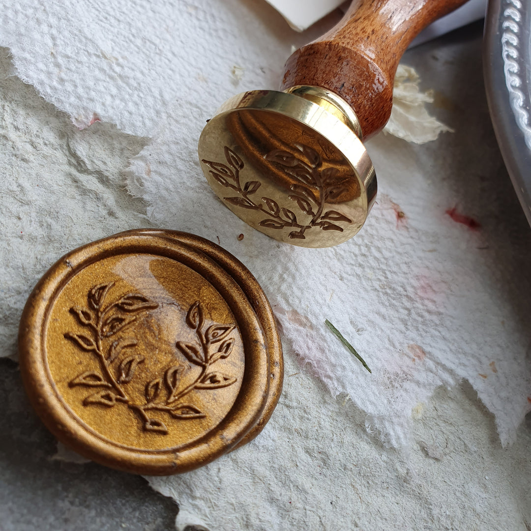 'Foliage Wreath'  Wax Seal Stamp - THE LITTLE BLUE BRUSH  