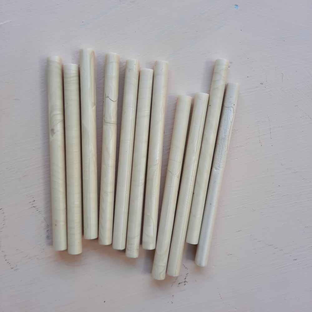 Pearl Cream 7mm sealing wax sticks - THE LITTLE BLUE BRUSH  