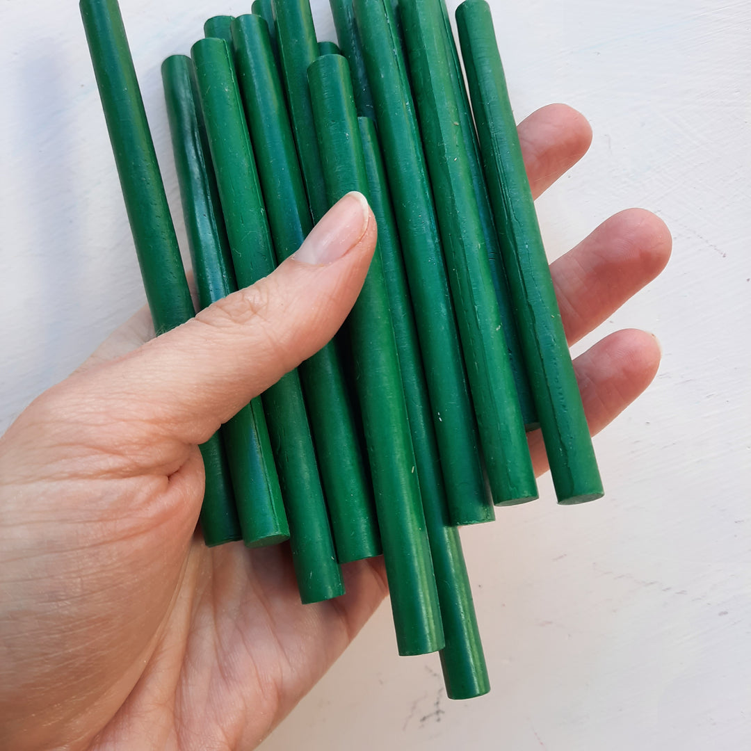Green 7mm sealing wax sticks - THE LITTLE BLUE BRUSH  