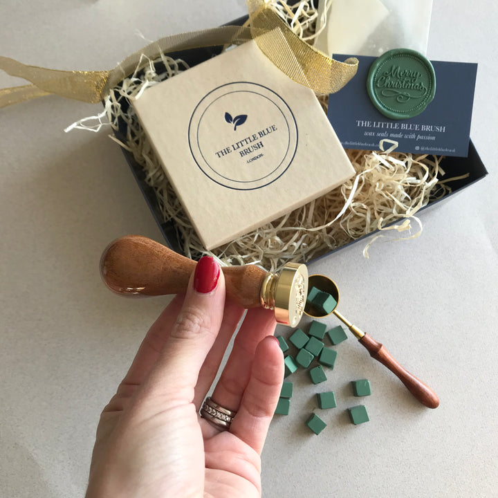 Christmas Edition Green - Custom 25mm Wax Stamp Gift Box with sealing wax beads
